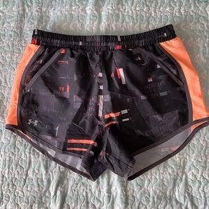 Under Armor Heat Gear Running Shorts Loose Fit
